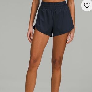 Lululemon Raspberry Set